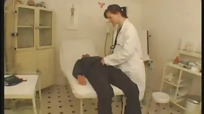 Σέξι dolly αυνανίζεται μουνί δωρεαν ελληνικα βιντεο πορνο στο ναυπηγείο