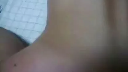 Ένας τύπος ζητά ένα όμορφο ασιατικό να εκπληρώσει τις πορνο δωρεαν βιντεο ερωτικές του φαντασιώσεις