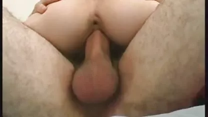 Young babe fucks μουνί με έναν δονητή όσο περισσότερο ροές χυμού πορνο δωρεαν βιντεο