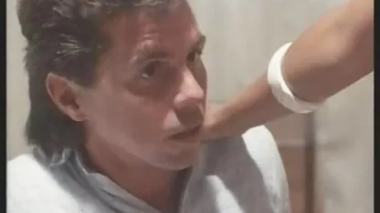 Η μελαχρινή έδωσε ένα φίλο σε ένα φίλο στο βιντεο δωρεαν πορνο τραπέζι αποθήκευσης
